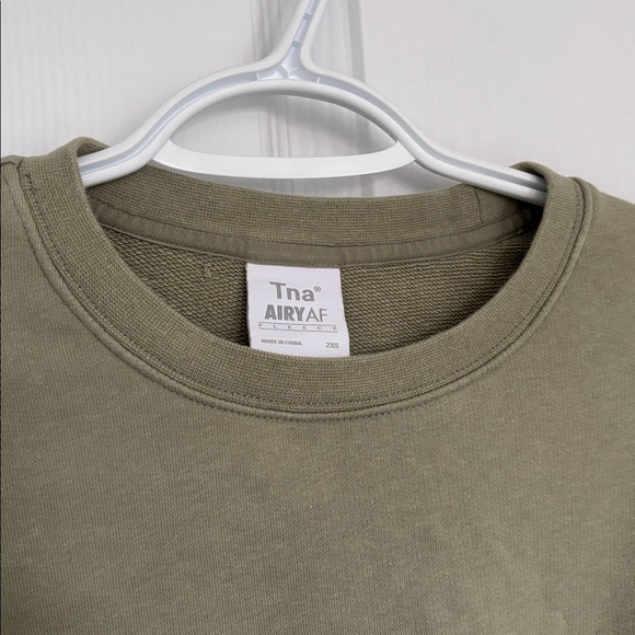 TNA AiryAF Cropped Sweatshirt - Picture 3 of 4
